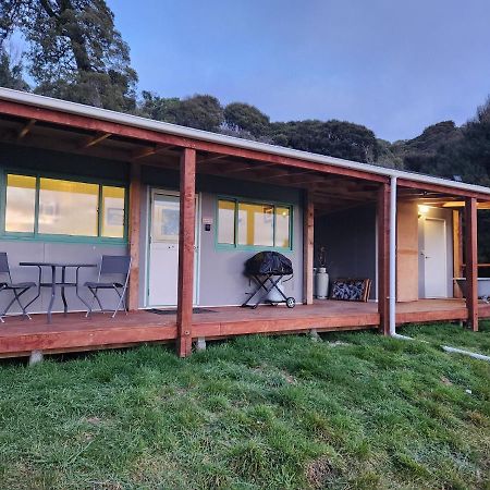 Glenwood Akaroa Bush Retreat - Kanuka Hut מראה חיצוני תמונה